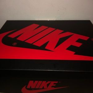 Jordan 1 Satin